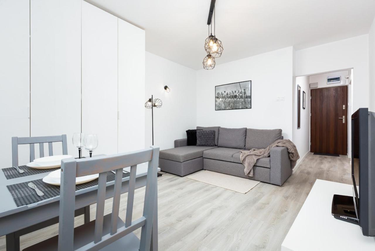 Studio City Center Zlota Street By Renters Varsovie Extérieur photo