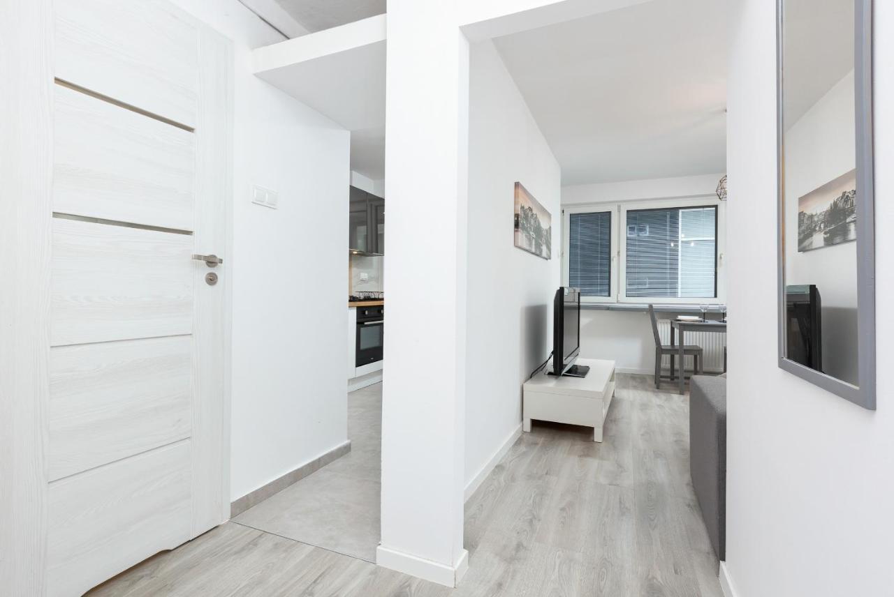 Studio City Center Zlota Street By Renters Varsovie Extérieur photo