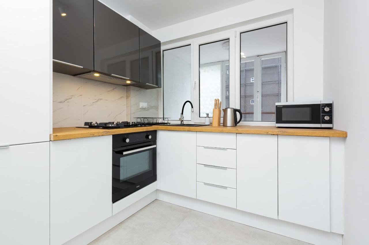Studio City Center Zlota Street By Renters Varsovie Extérieur photo